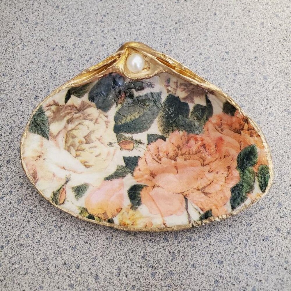 Decoupage Shell Art Pearl & Flowers Hand Painted Gold Trim Trinket Dish